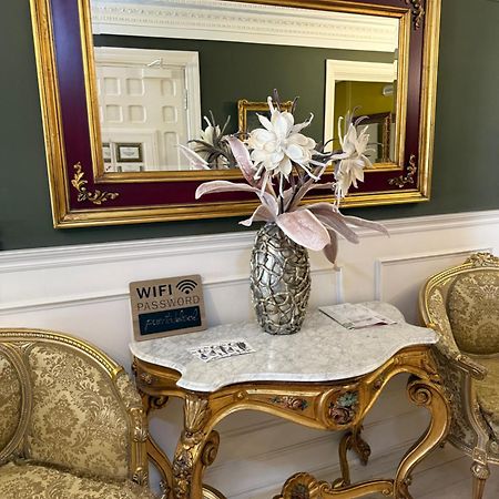 Hostal Boutique Puerta Del Sol Торелавега Екстериор снимка