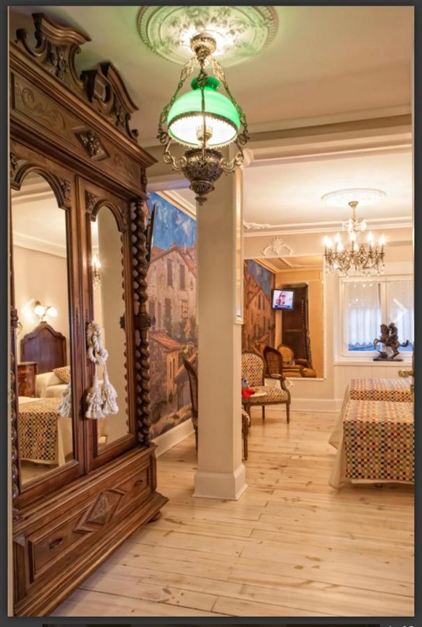 Hostal Boutique Puerta Del Sol Торелавега Екстериор снимка