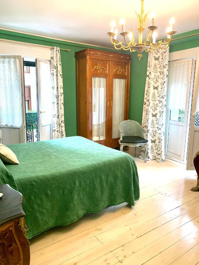 Hostal Boutique Puerta Del Sol Торелавега Екстериор снимка