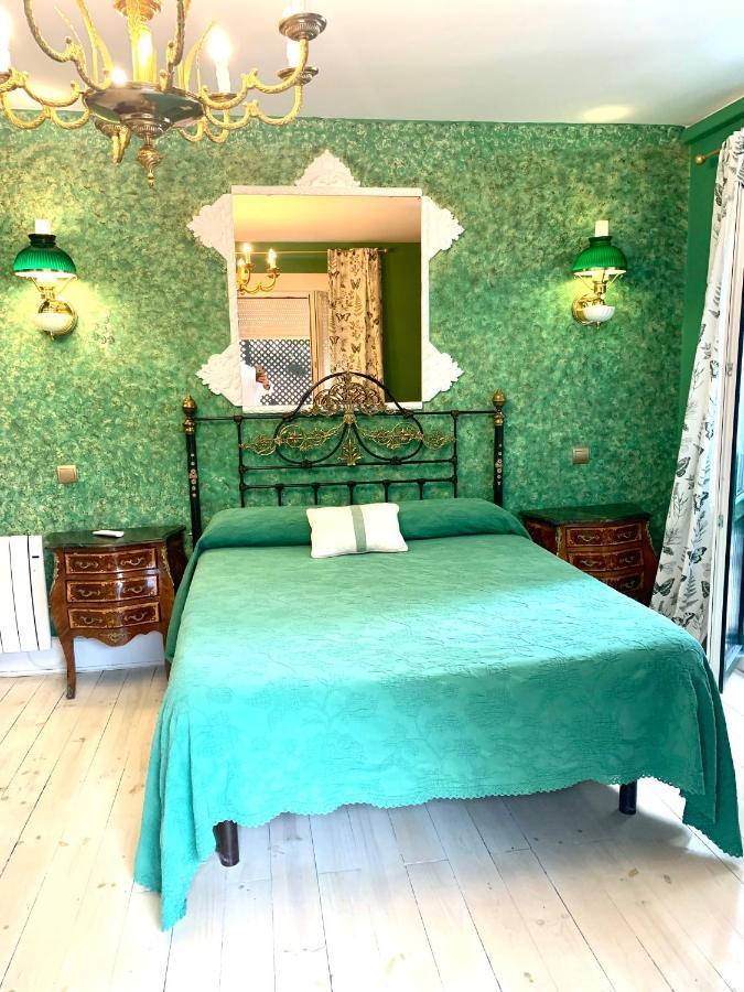 Hostal Boutique Puerta Del Sol Торелавега Екстериор снимка
