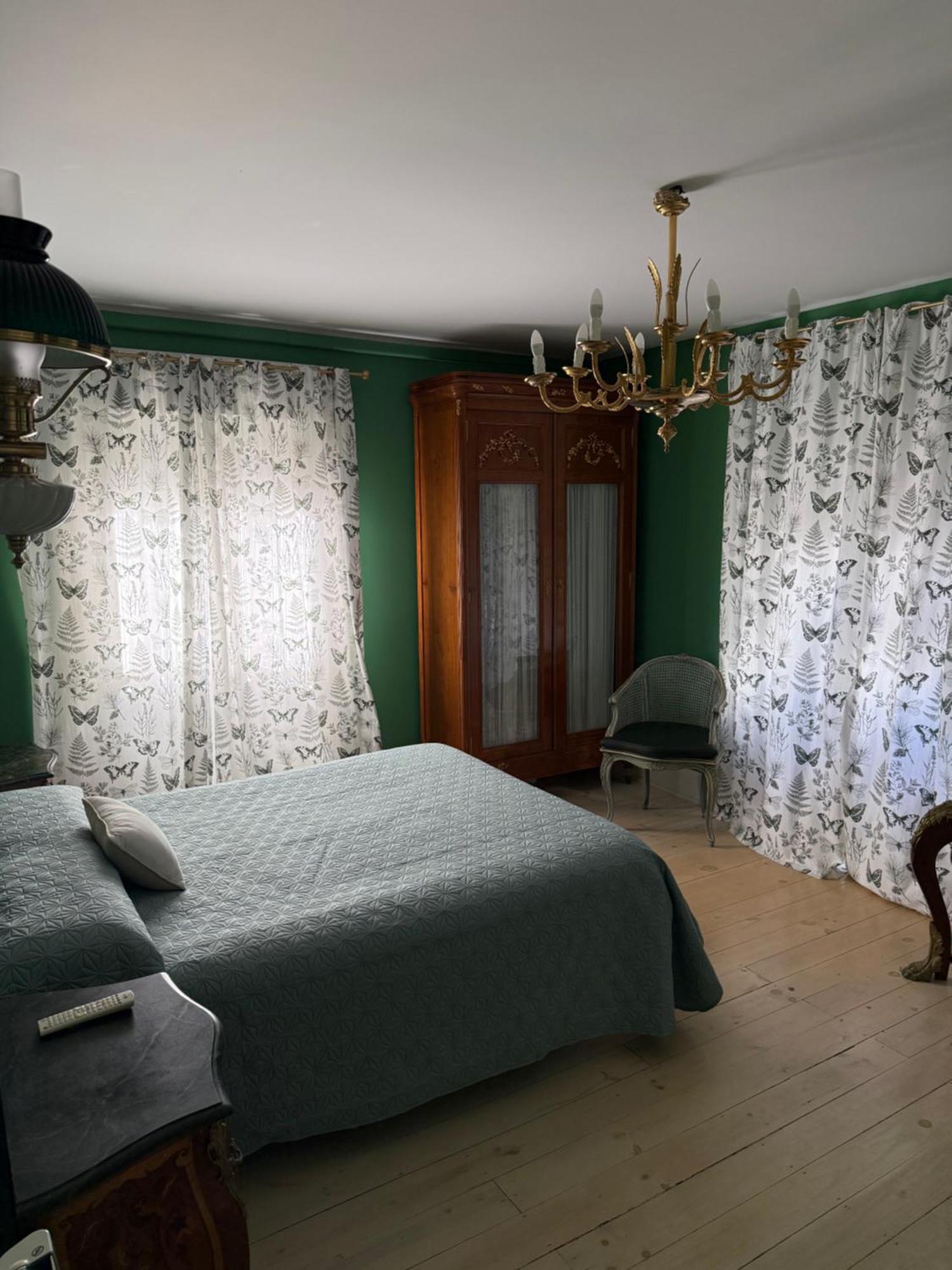 Hostal Boutique Puerta Del Sol Торелавега Екстериор снимка