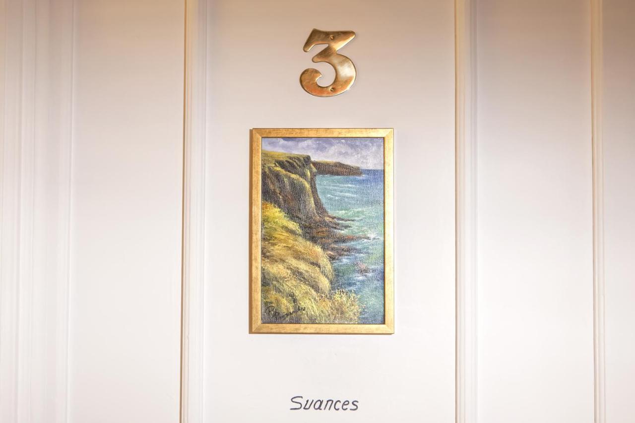 Hostal Boutique Puerta Del Sol Торелавега Стая снимка
